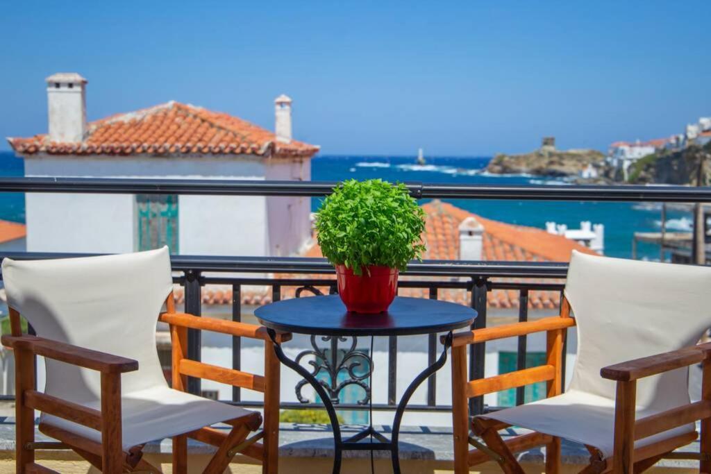 Seaview Stylish Flat In Andros - Walk To Beach Εξωτερικό φωτογραφία