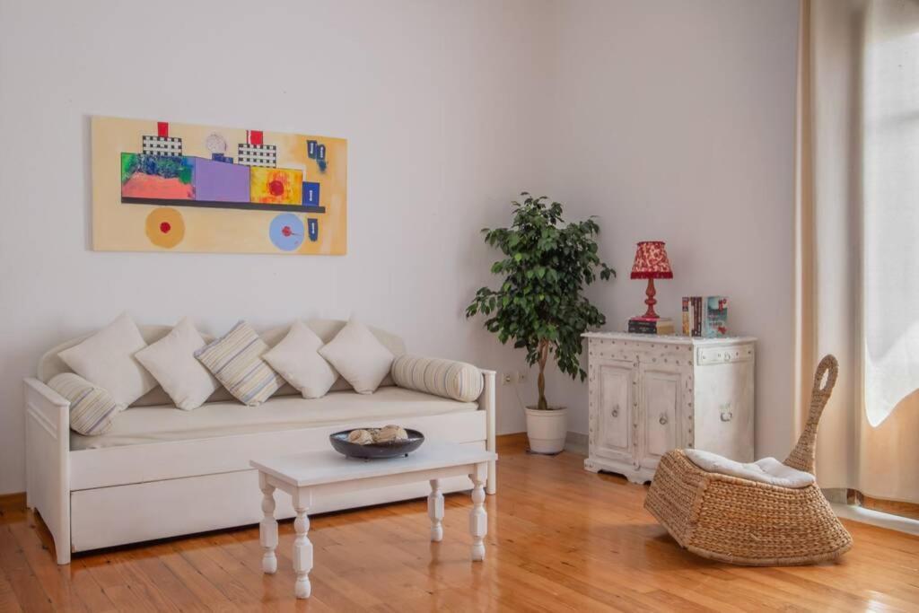 Seaview Stylish Flat In Andros - Walk To Beach Εξωτερικό φωτογραφία